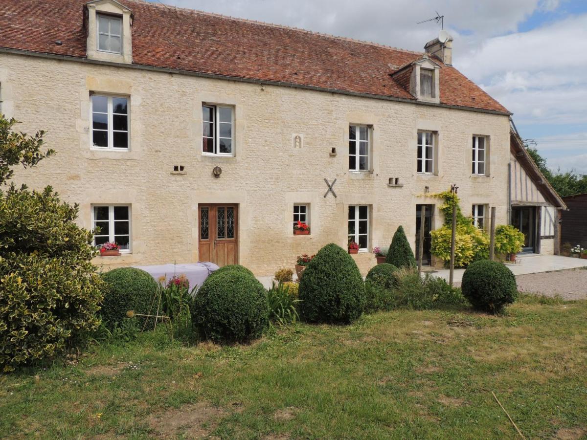 La Ferme Du Bourg Bed & Breakfast Eraines Exterior foto