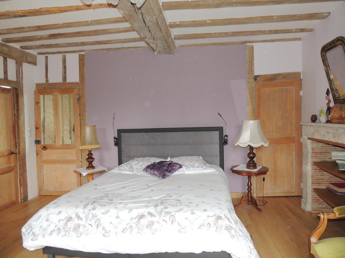 La Ferme Du Bourg Bed & Breakfast Eraines Exterior foto