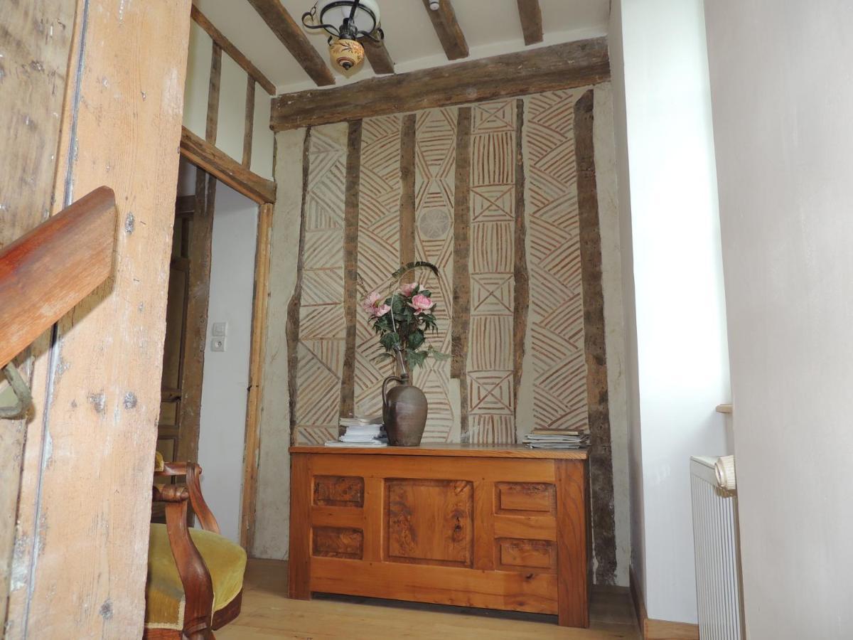 La Ferme Du Bourg Bed & Breakfast Eraines Exterior foto